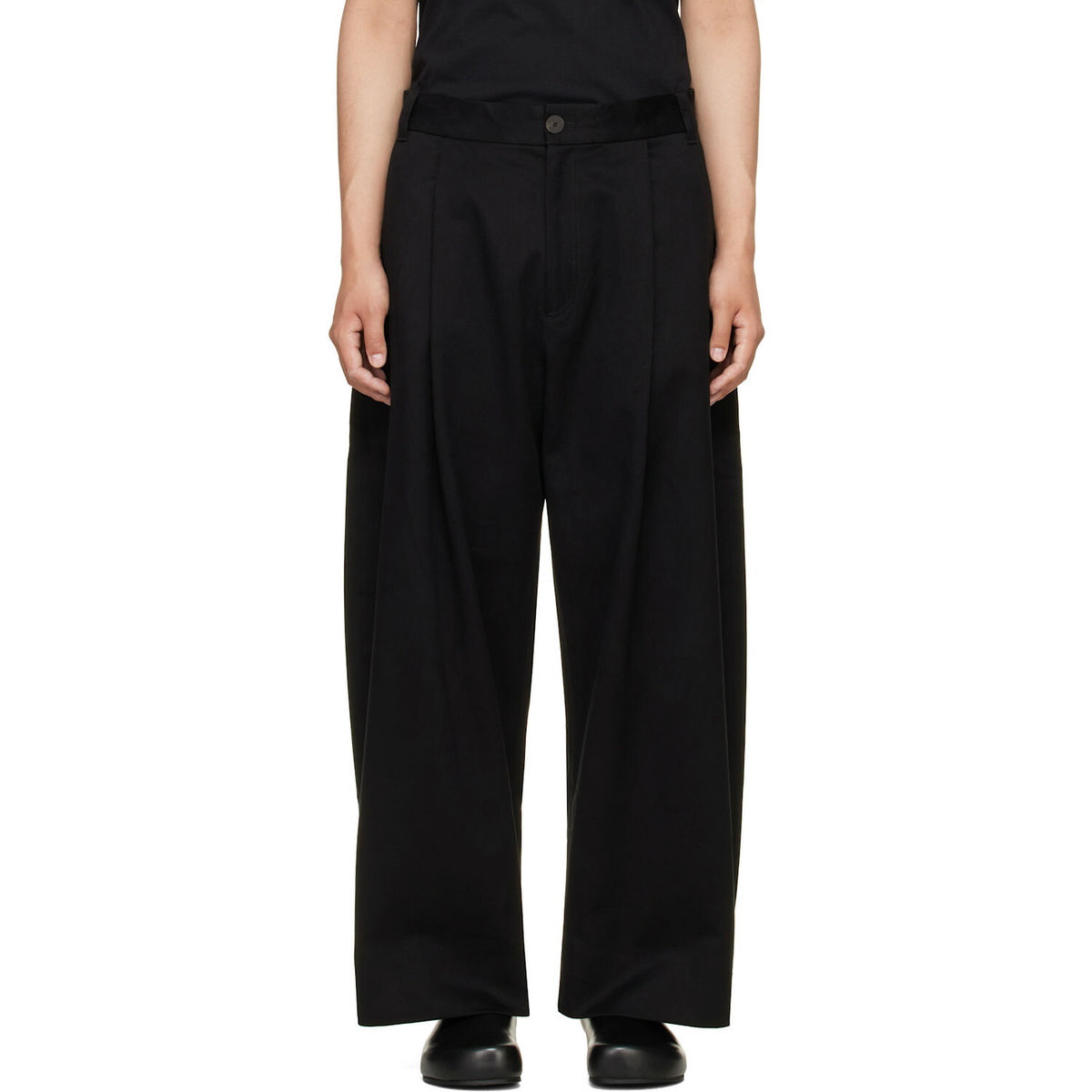 Studio Nicholson Black Sorte Pleated Trousers