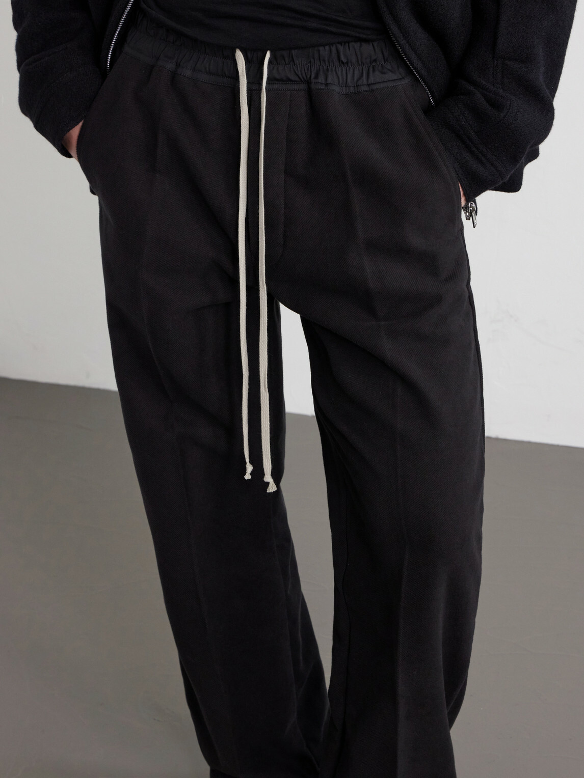 Rick Owens - Dietrich Straight-Leg Cotton-Twill Drawstring Trousers - Black