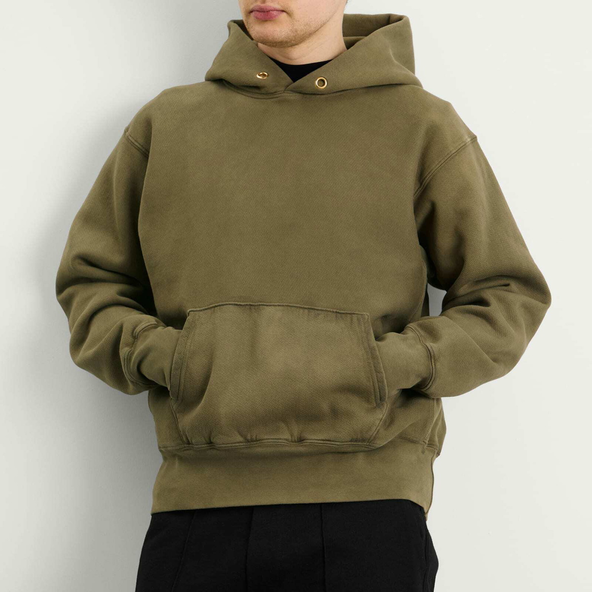 Les Tien Men's Heavyweight Hoodie in Aloe Oil