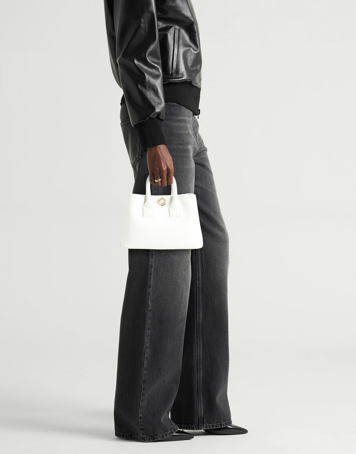 Burberry Womens Handbag in White
