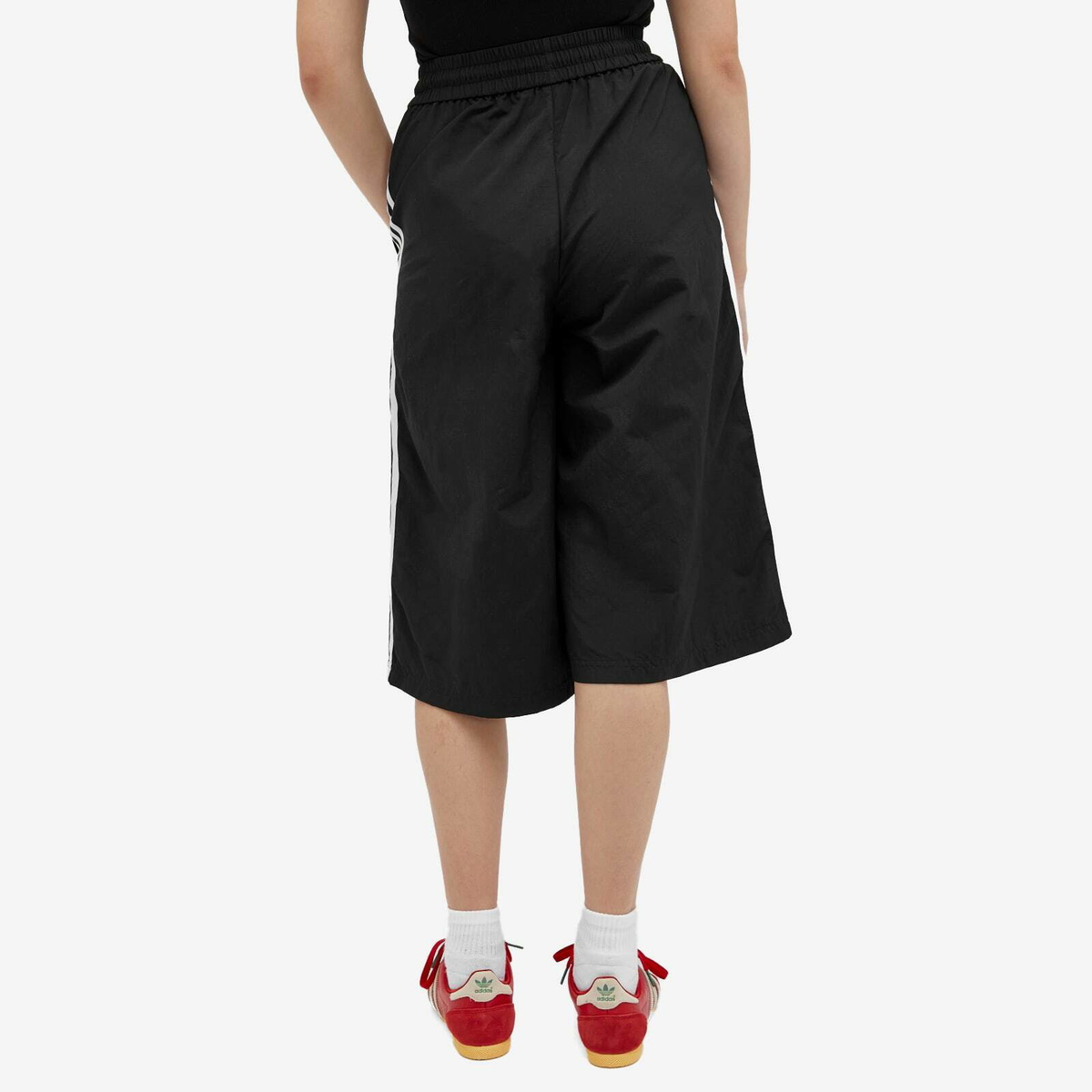 ★ adidas★ Capri Shorts Black KB5441 Adidas Women's Woven Capri Short in Black adidas