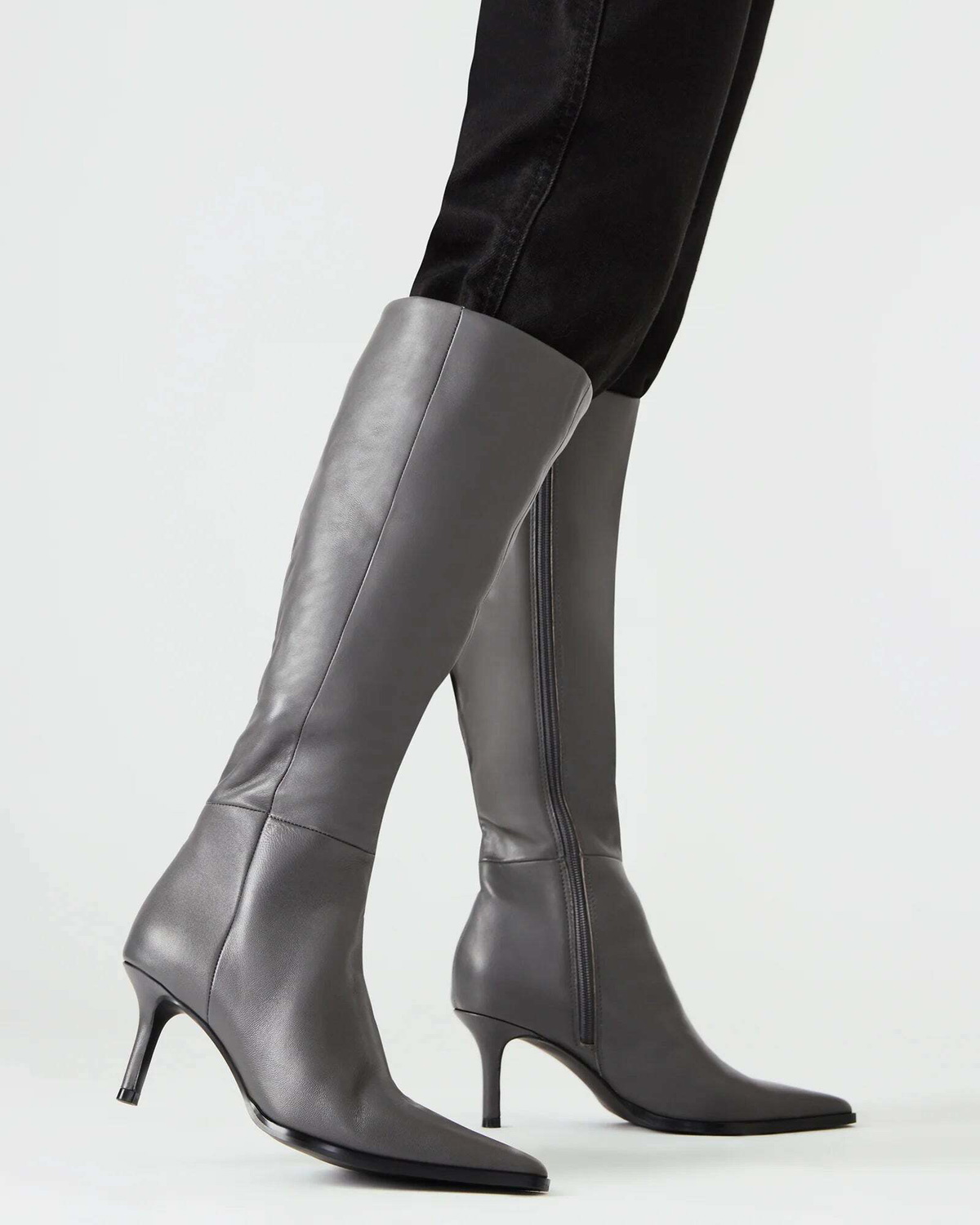 Steve Madden Lingo Boots in Grey