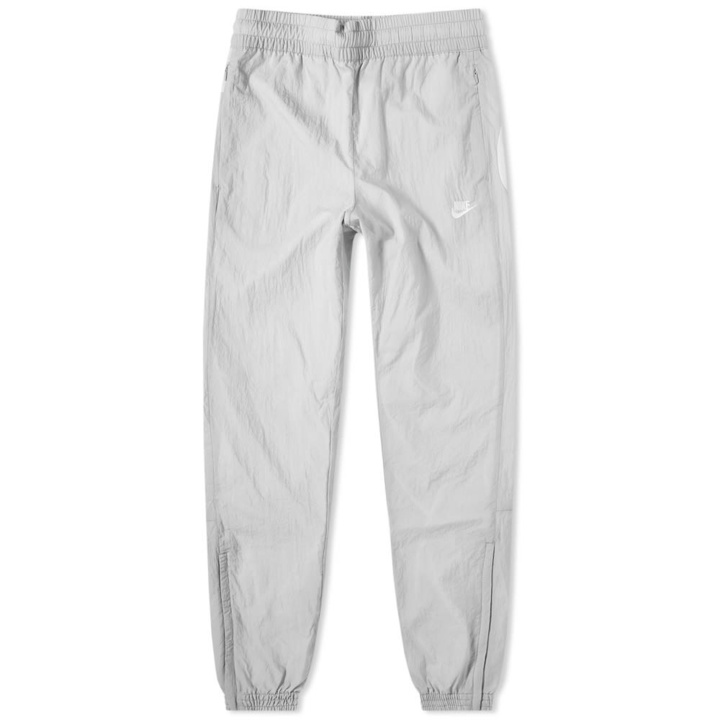 Photo: Nike NSW Reverse Swoosh Woven Pant