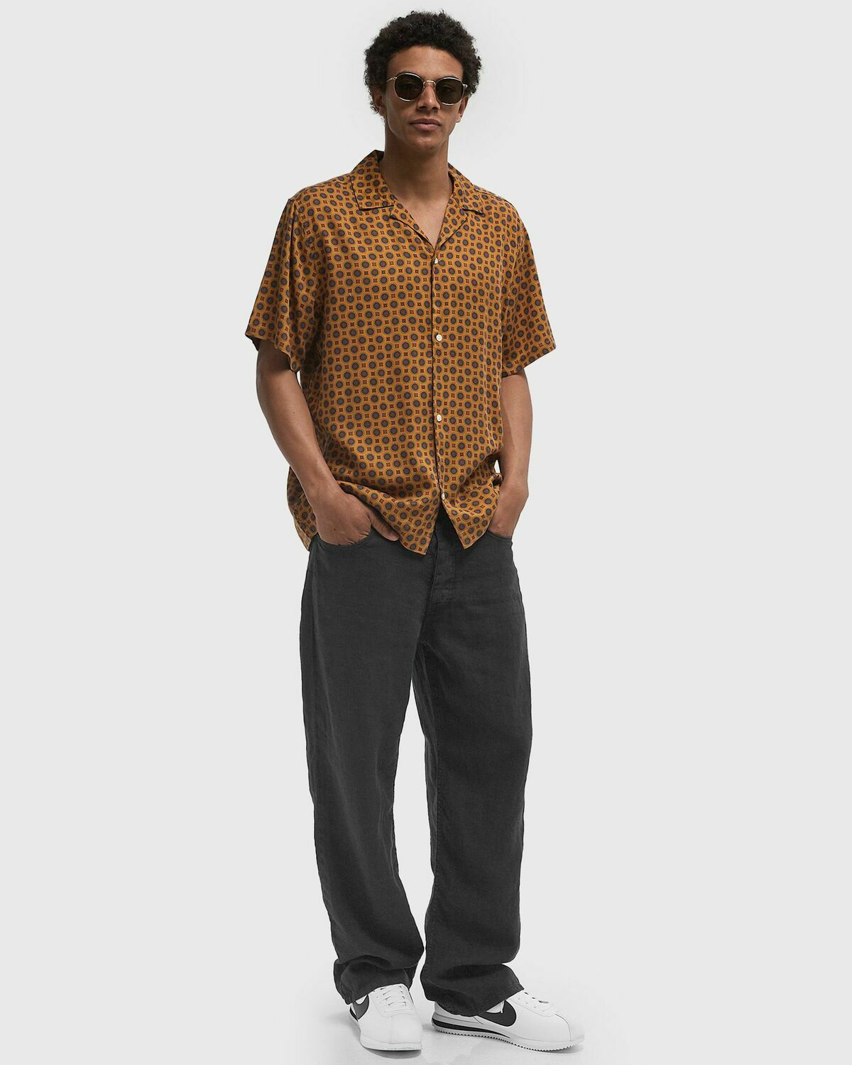 Les Deux Foulard AOP SS Shirt Brown Mens Shortsleefe
