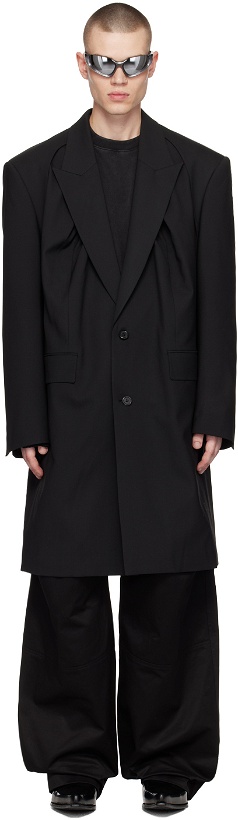 Photo: We11done Black Shirring Single-Breasted Coat