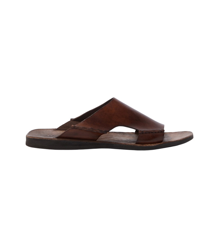 Photo: Sabah Lido leather slides