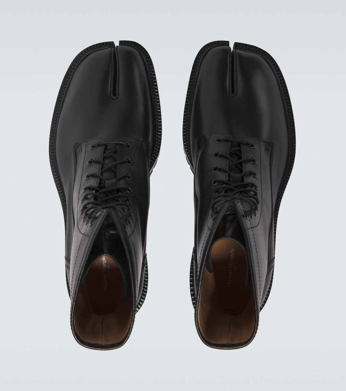 靴 Maison margiela tabi county combat low Maison Margiela Tabi County Combat Low-Top In Black - 30% Off