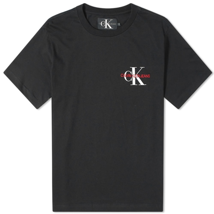 Photo: Calvin Klein Chest Logo Tee