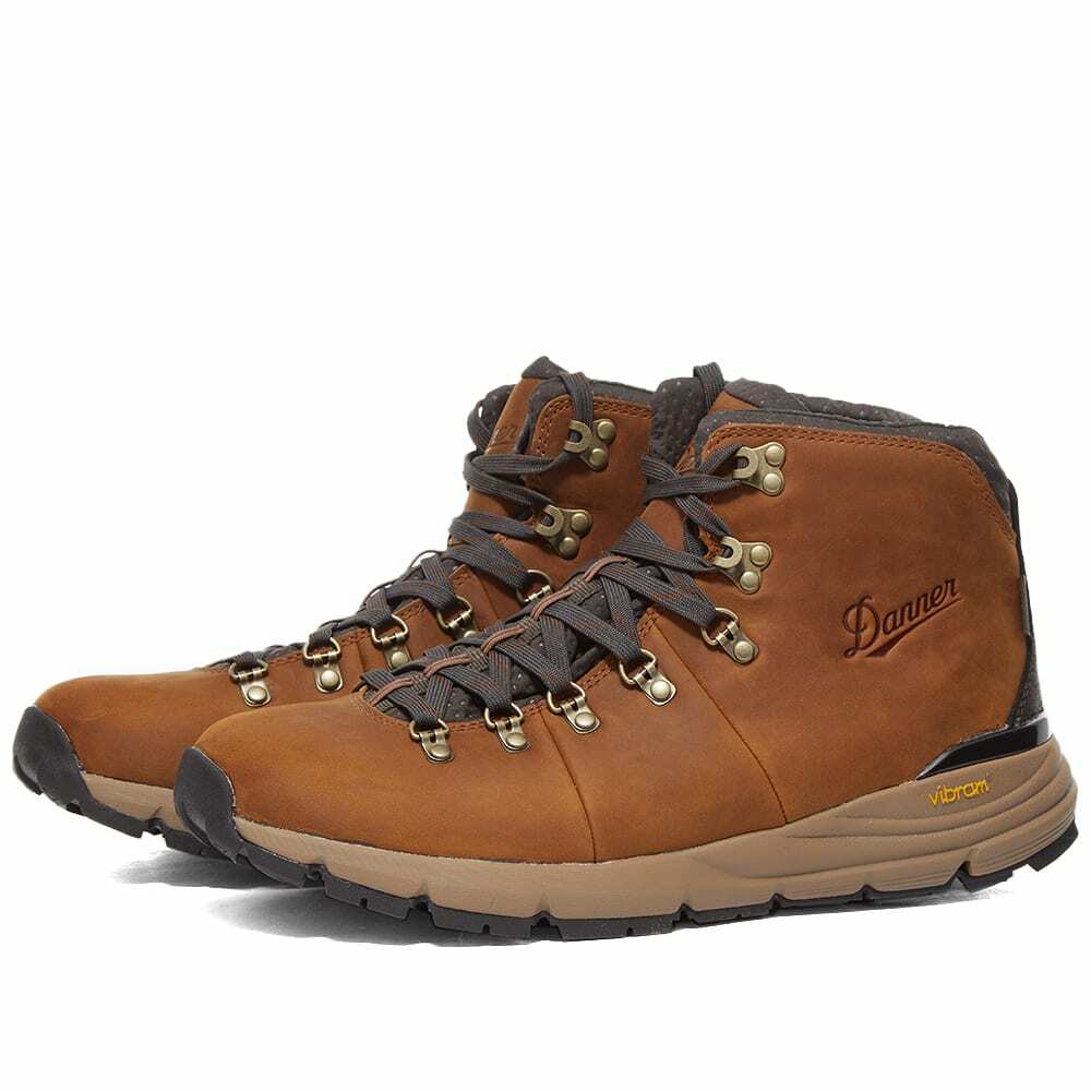 thumbnail interactive-video image 1 of Danner Mountain 600 4.5" Waterproof Hiking Boots – Men’s Brown/Red, Chukka Style, Leather Upper 1 of 4