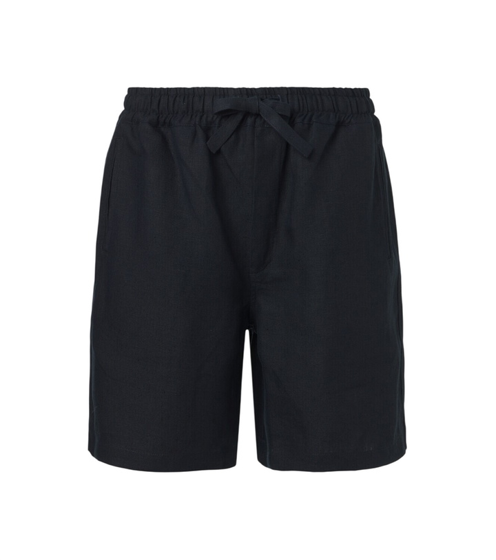 Photo: Saman Amel Linen shorts