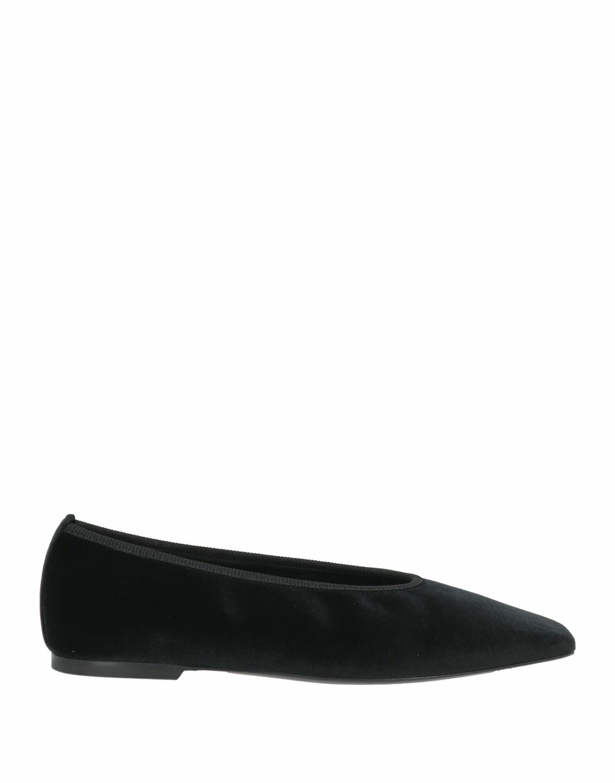 Toteme Womens Ballet flats in Black