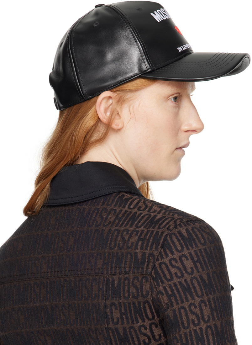 【関税込み】Moschino ブラック In Love We Trust キャップ black-in-love-we-trust-cap.jpg