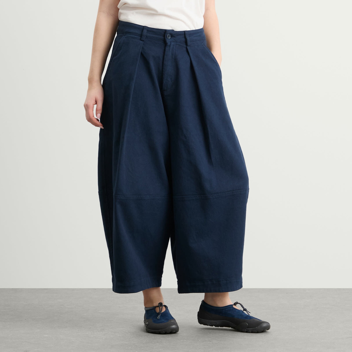 YMC Women's Deadbeat Trouser in Navy