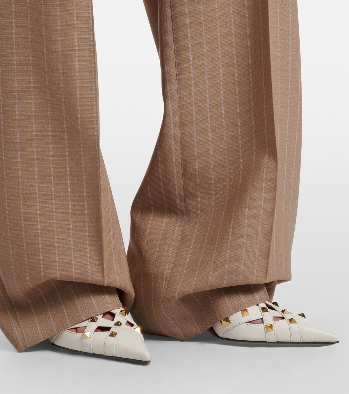 Valentino Garavani Studdy leather pumps