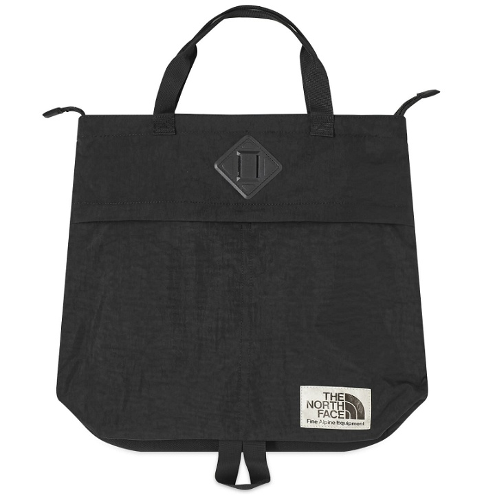Photo: The North Face Men's Berkeley Tote Pack in Black/Mineral Gold