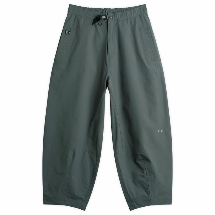 Photo: Oakley Men's FGL Fari Trousers 6.0 in Moss Green