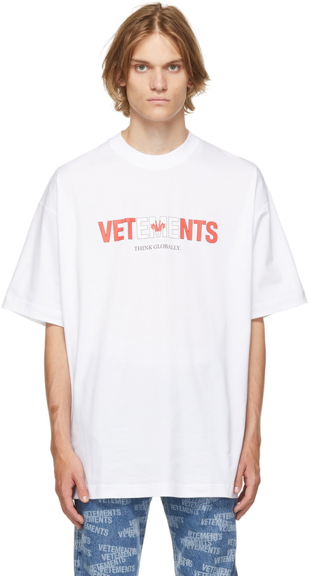 Photo: VETEMENTS White Jersey Canada Logo T-Shirt