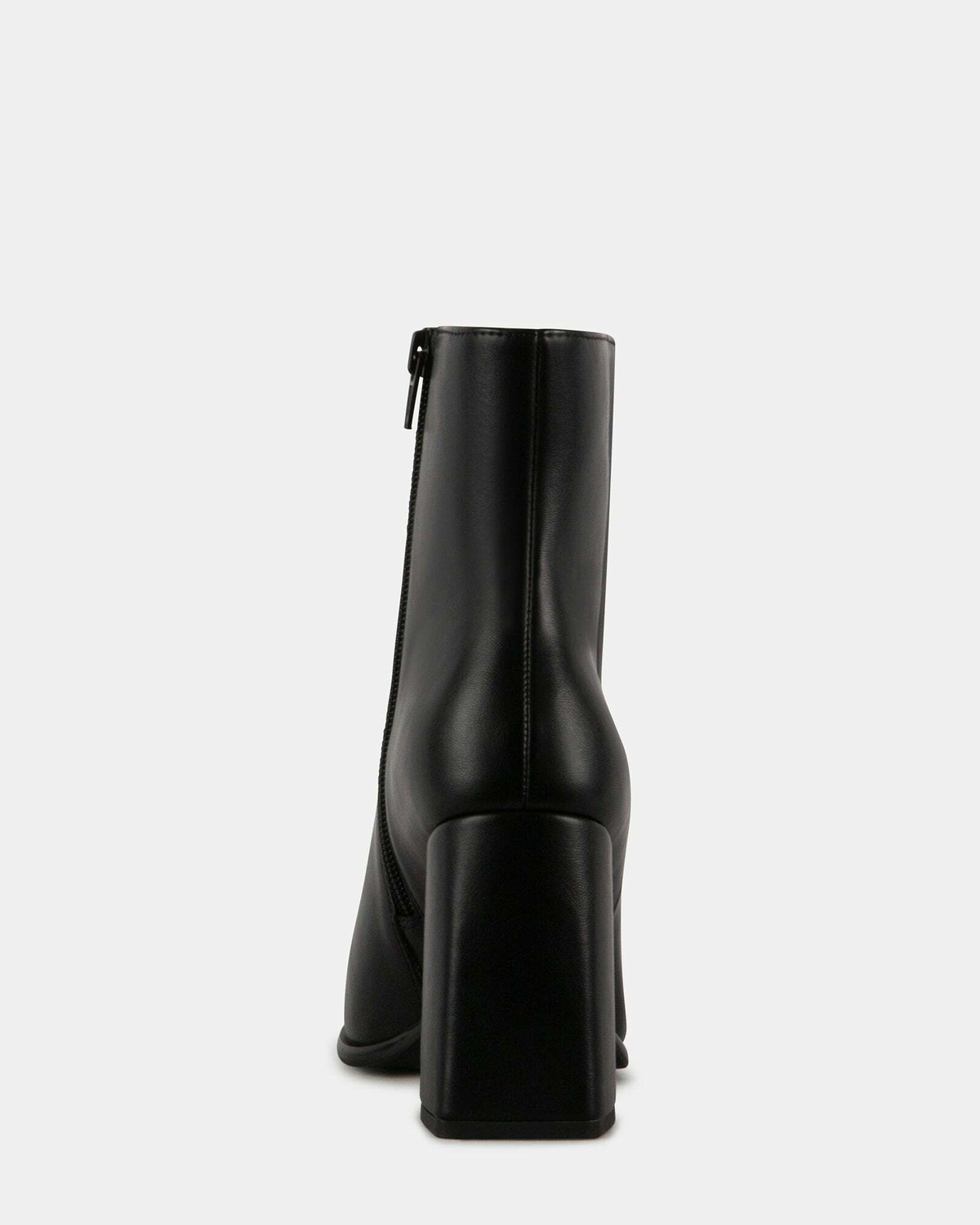 Steve Madden Kelseyy Booties in Black