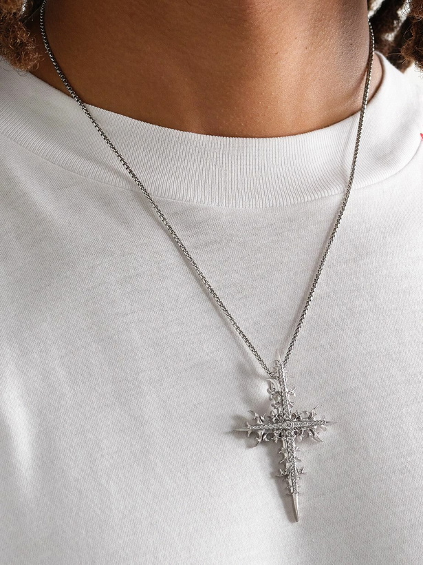 Photo: Alex Moss New York - Nirvana 14-Karat White Gold Diamond Pendant