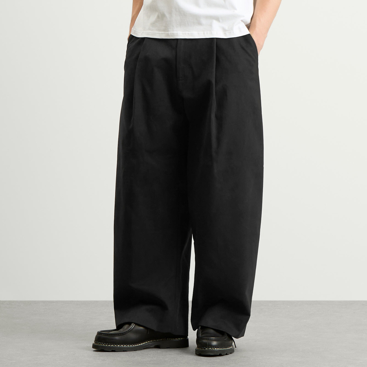 パンツ studio nicholson sorte black size:S Studio Nicholson Men's Sorte Pant in Black Studio Nicholson