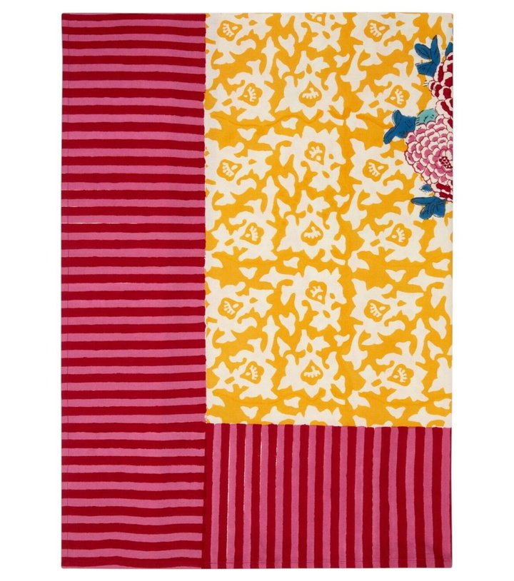 Photo: Lisa Corti Arabesque Corolla Large cotton tablecloth