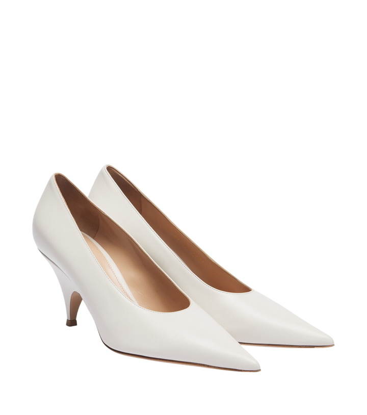 Photo: Gianvito Rossi Sofia leather pumps