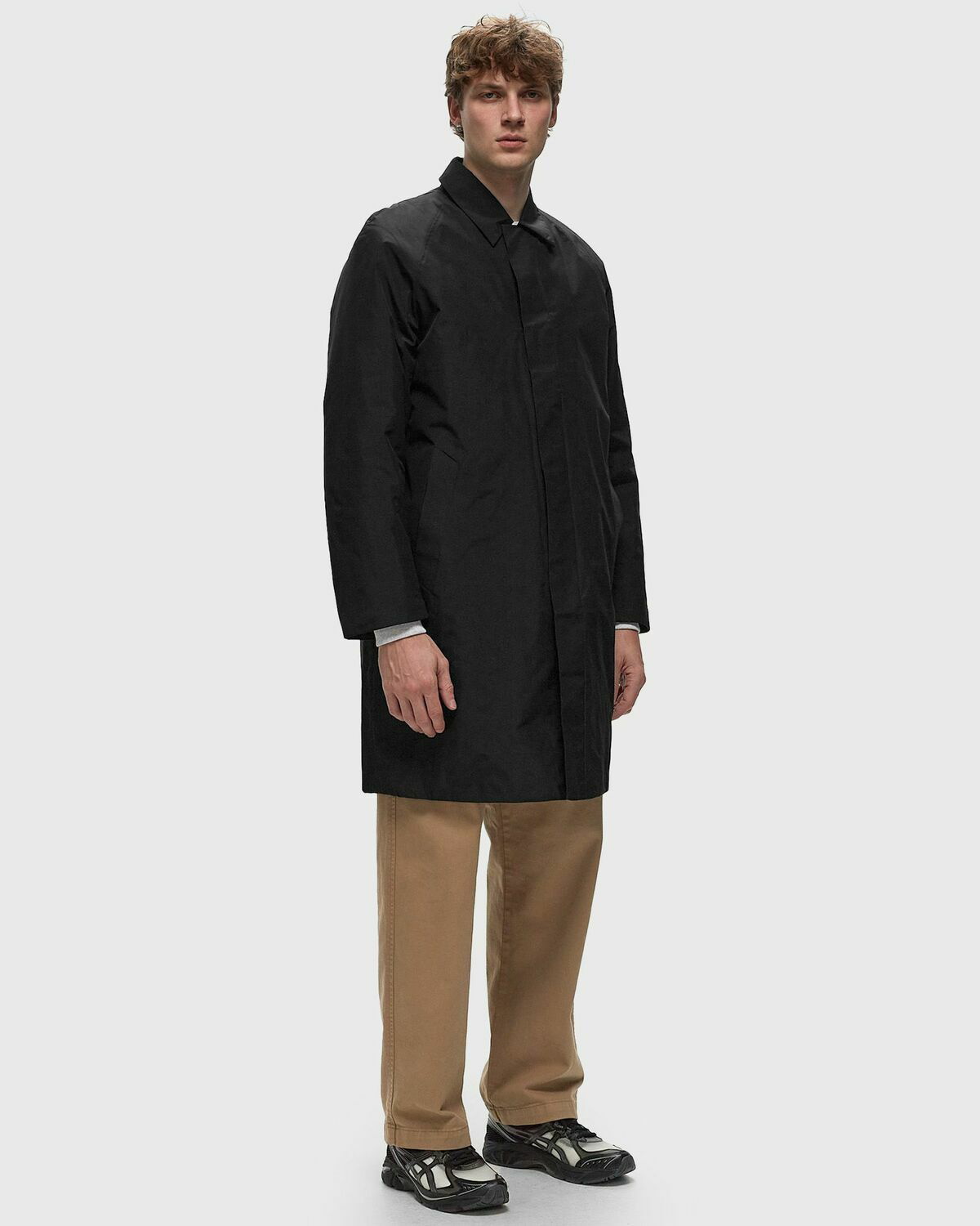 Norse Projects Vargo Gore-Tex Windstopper Raglan Mac Black Mens