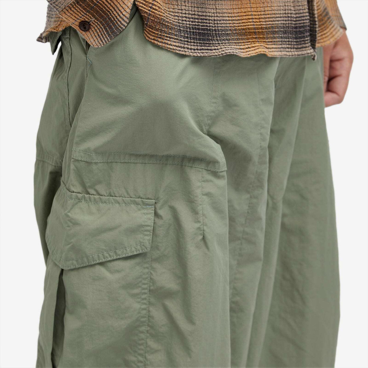 FrizmWORKS Men's Nylon Cargo Balloon Pants in Olive FrizmWORKS