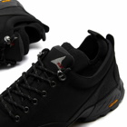 ROA Men's Neal Hiking Sneakers in Black
