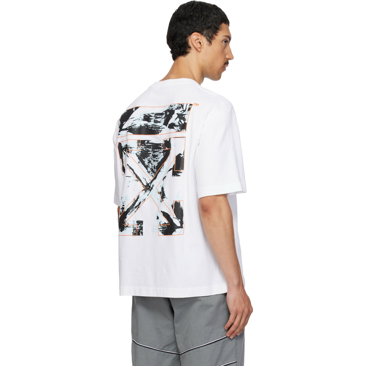 Off-White White Rubbed Paint Arrow Skate T-shirt
