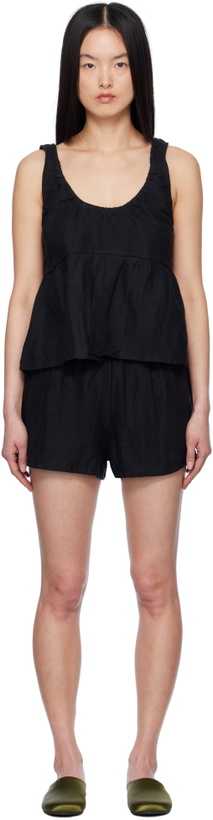 Photo: Deiji Studios Black Gathered Linen Pyjama Set