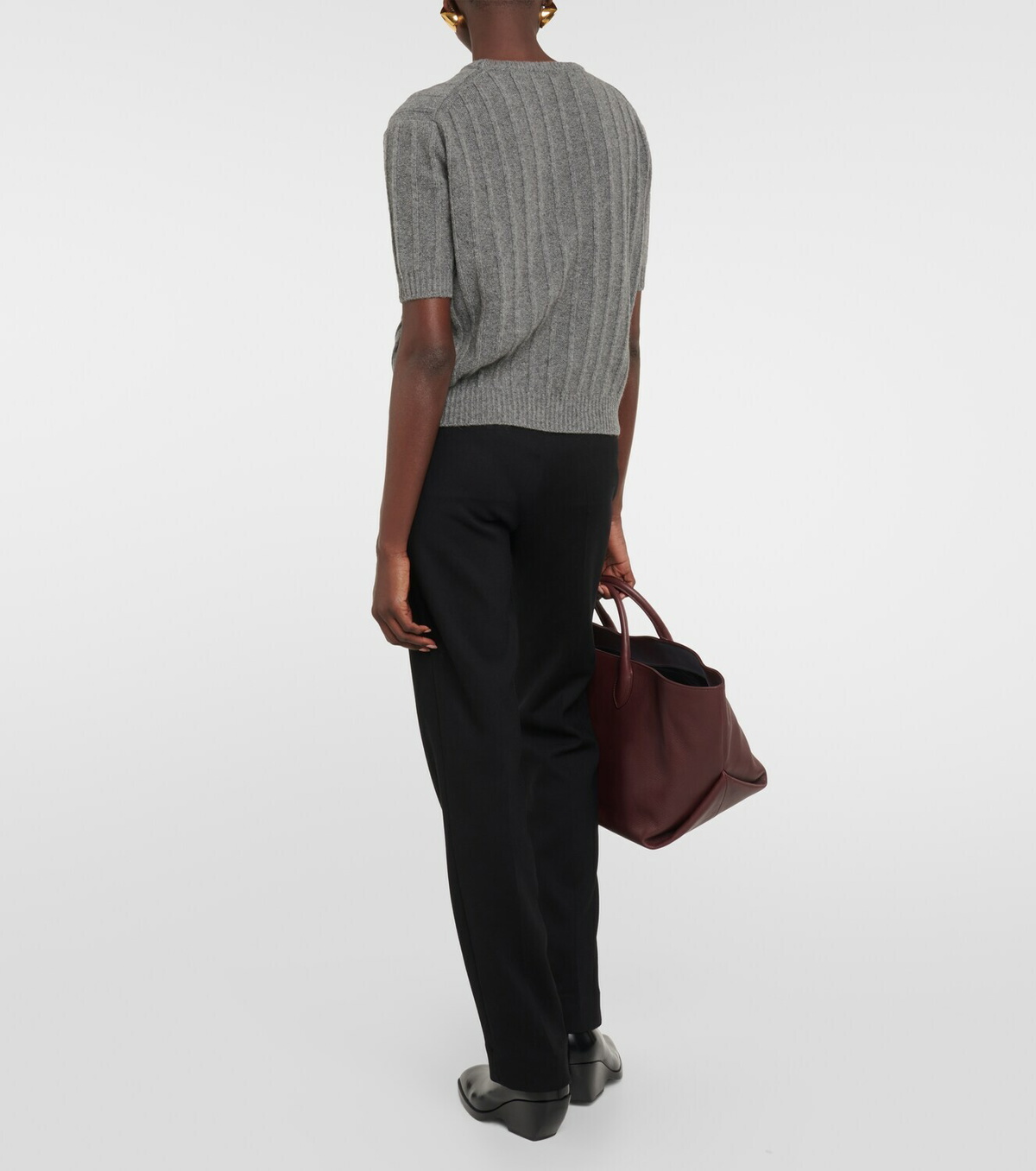 Khaite Esmeralda ribbed-knit cashmere sweater