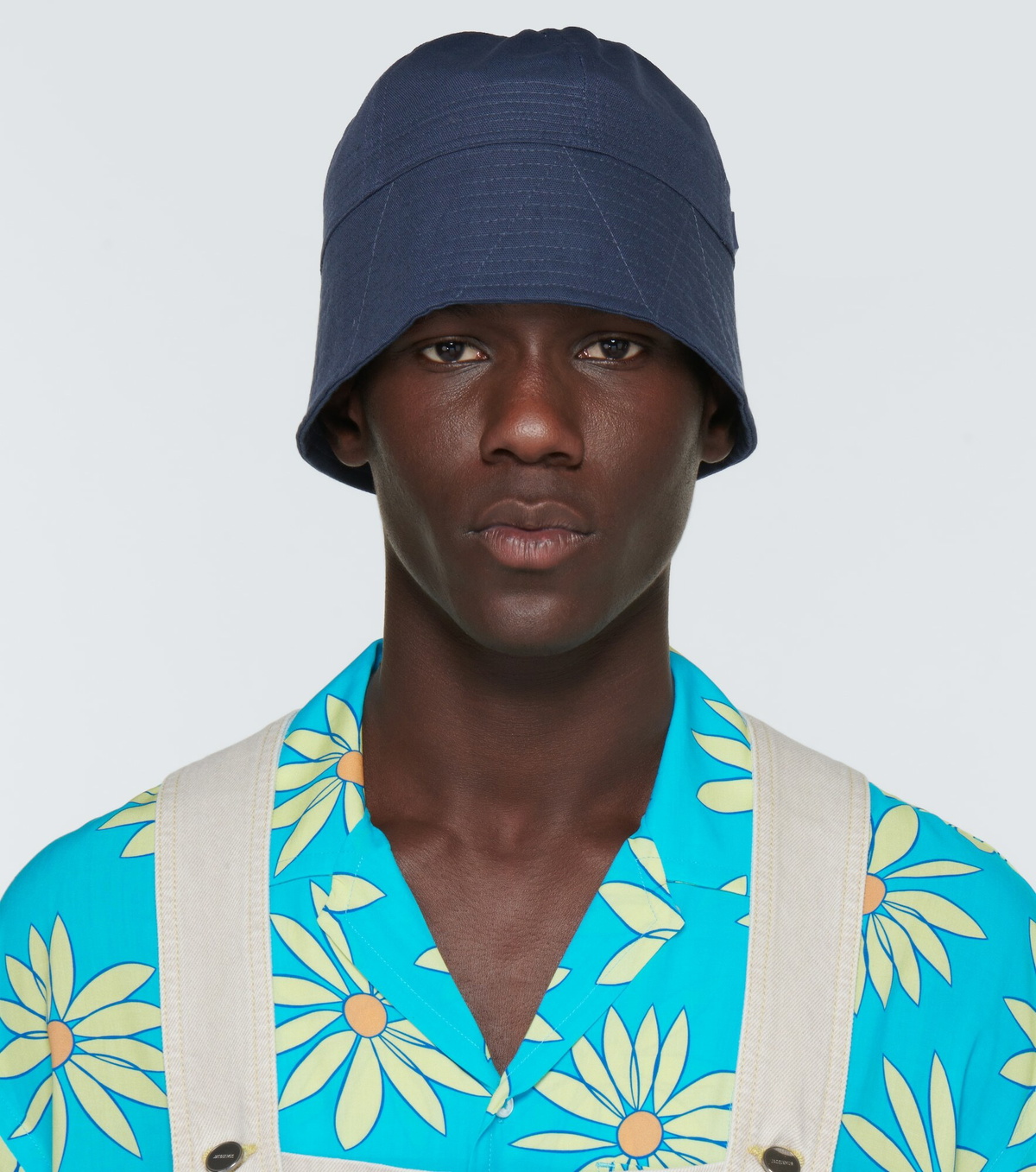 Jacquemus Vibrant Blue Bucket Hat 24H213AC002-5002-3EG_17.jpg main image 2