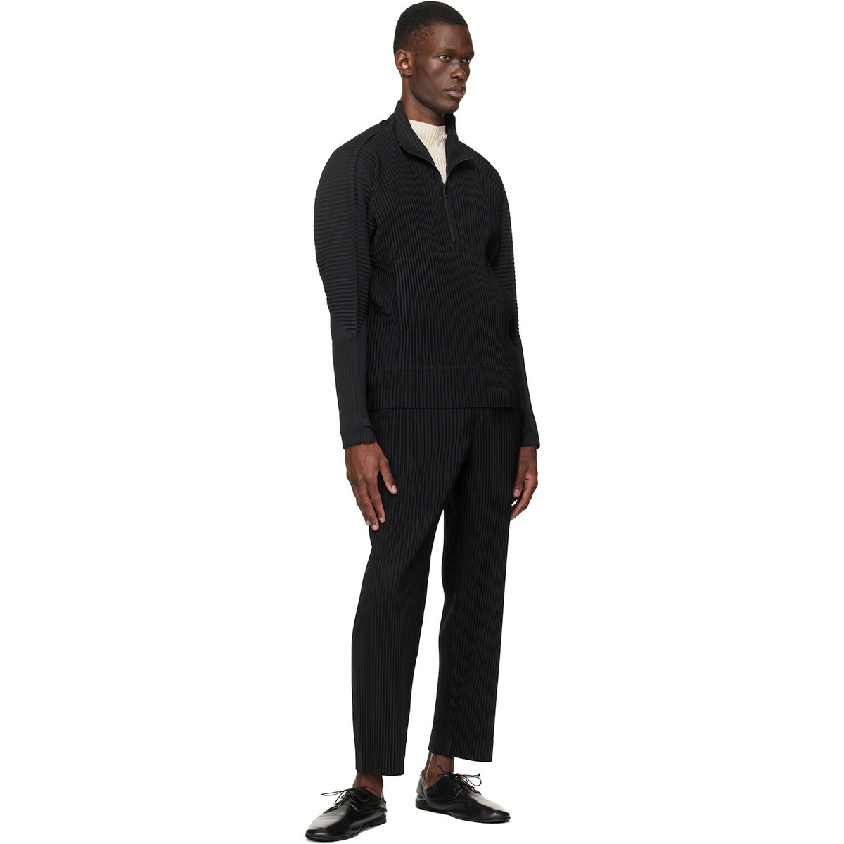 HOMME PLISSÉ ISSEY MIYAKE Black Monthly Colors March Trousers