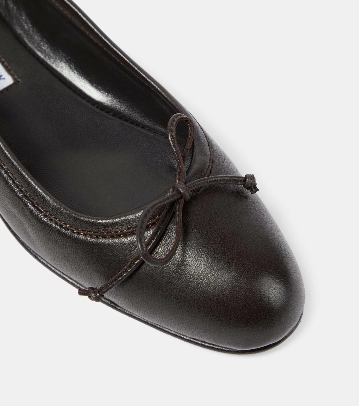 Manolo Blahnik Veralli leather ballet flats