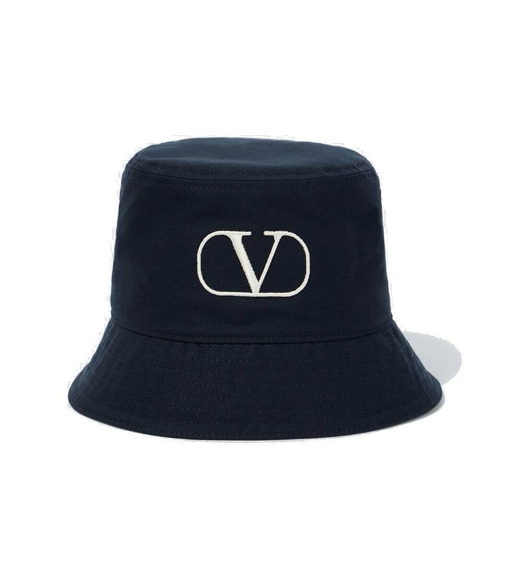 Photo: Valentino Garavani VLogo Signature cotton canvas bucket hat