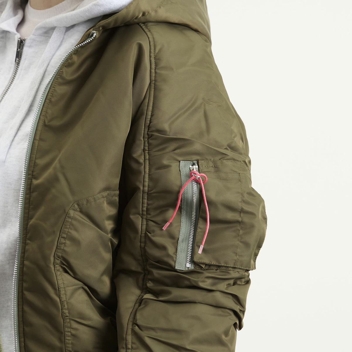 Peachy Den Women's The Penny Flight Jacket in Moss