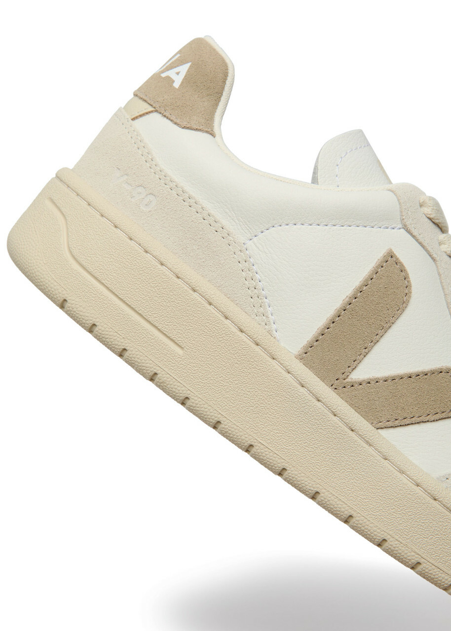 Veja V-90 Panelled Grained Leather Sneakers White