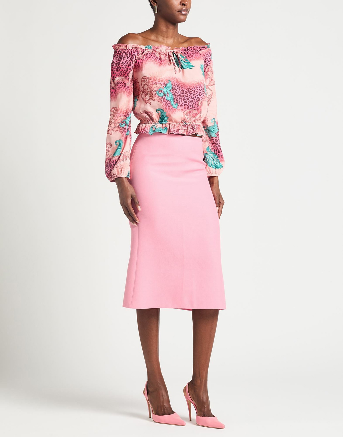 Guess Womens Top in Salmon pink
