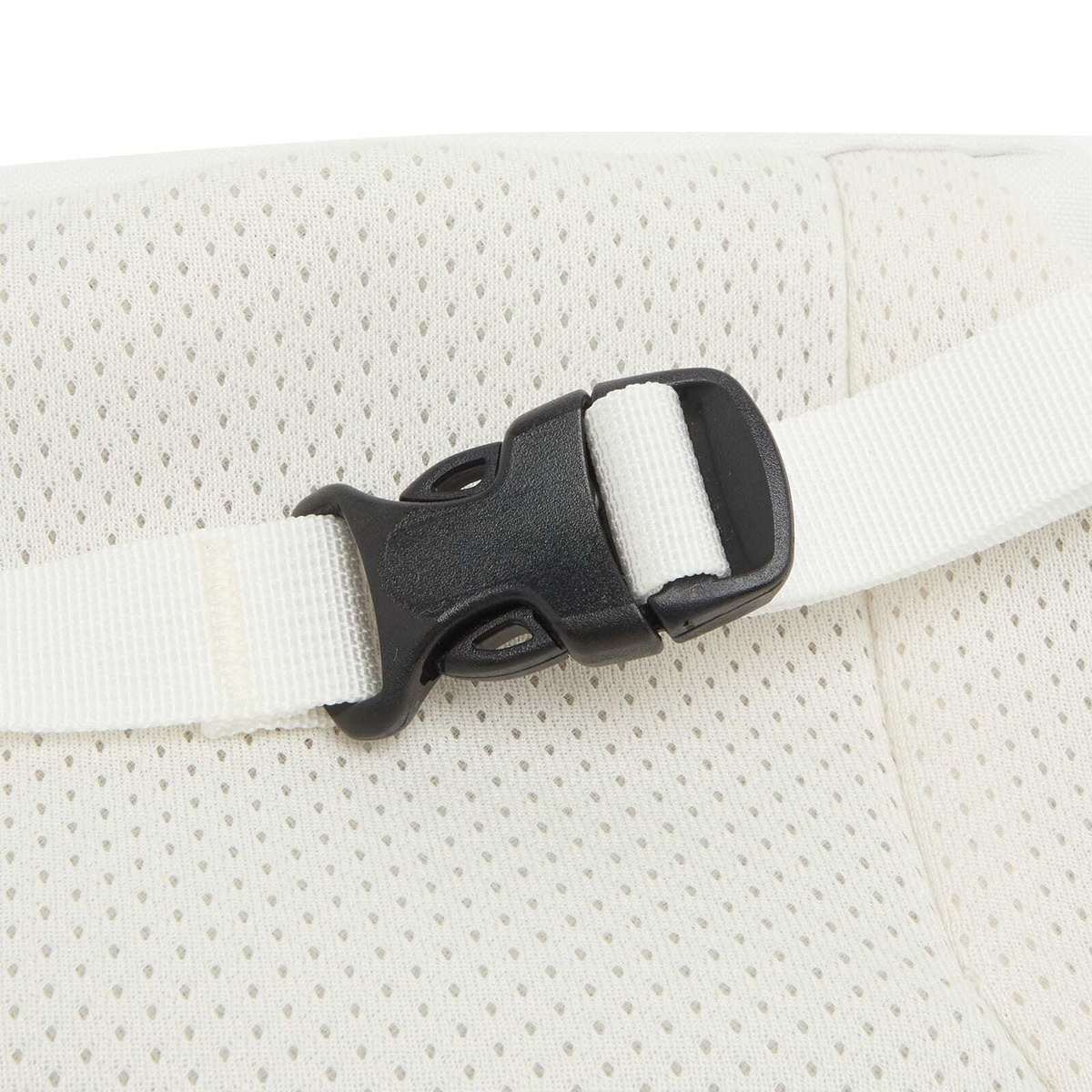 Arc'teryx Mantis 1 Waist Pack in Whiteout 