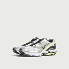 Mizuno Wave Rider 10 Sneaker in Cloudscape/Black Sand/Grossular Green
