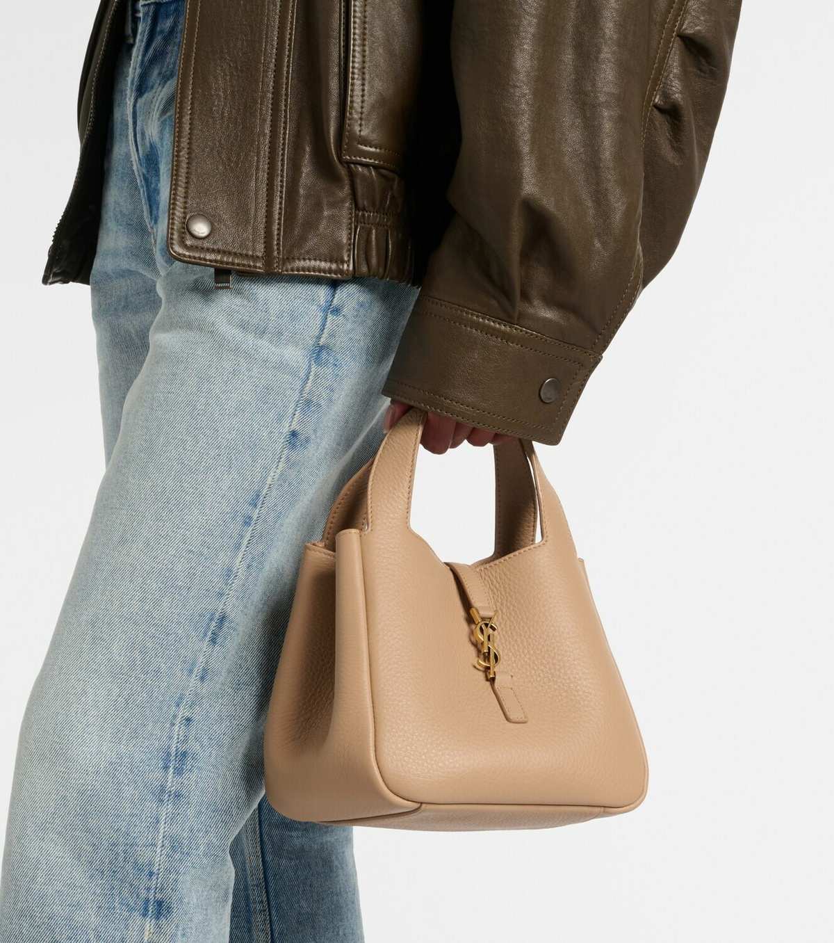 Saint Laurent Le 5 à 7 Baby Bea leather top-handle bag