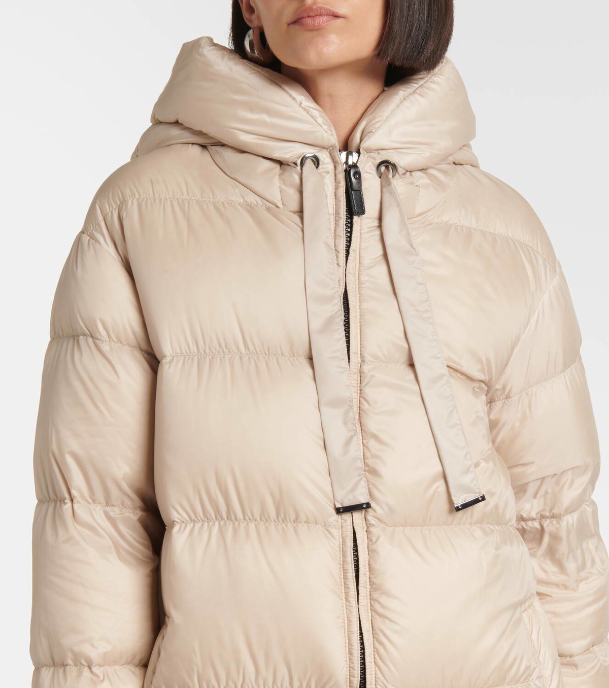 【送料&関税込】madame Puffer Jacket Max Mara Women's Elegant Puffers and Padded Jackets | Max Mara