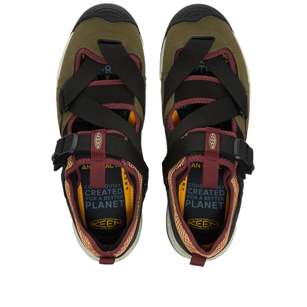 Keen Men's Zerraport Trail Sneakers in Dark Olive/Doe KEEN