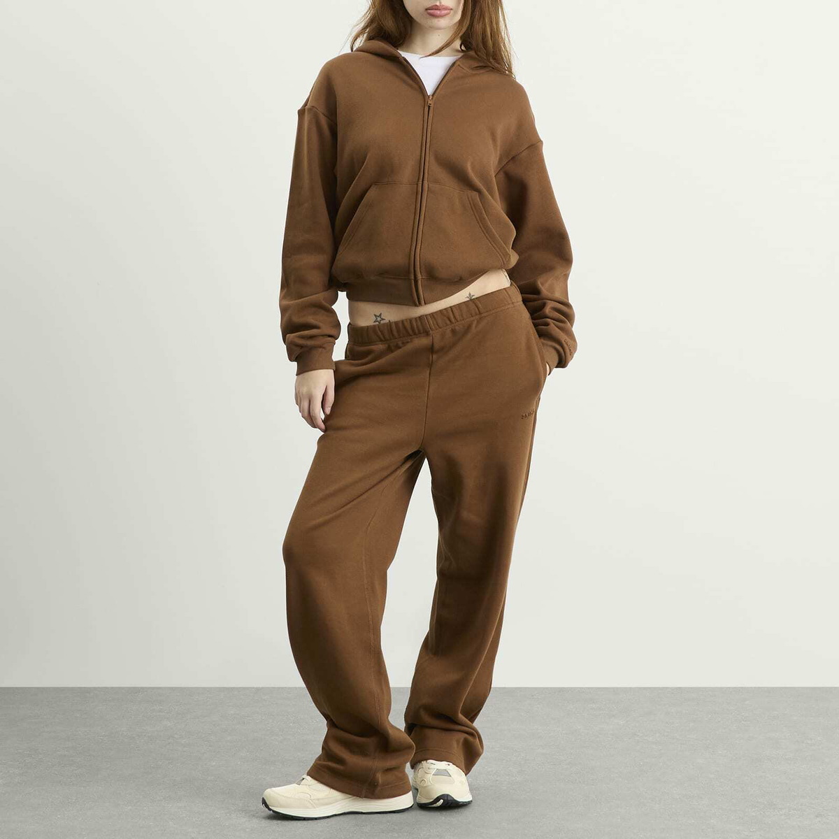 SKIMS Women's Cotton Fleece Classic Straight Leg Pant in Bison