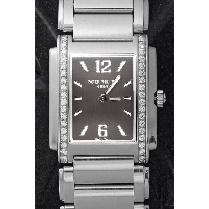 Photo: Patek Philippe Twenty-4 Quartz Grey Sunburst Diamond Ladies Watch 4910-1200A-010