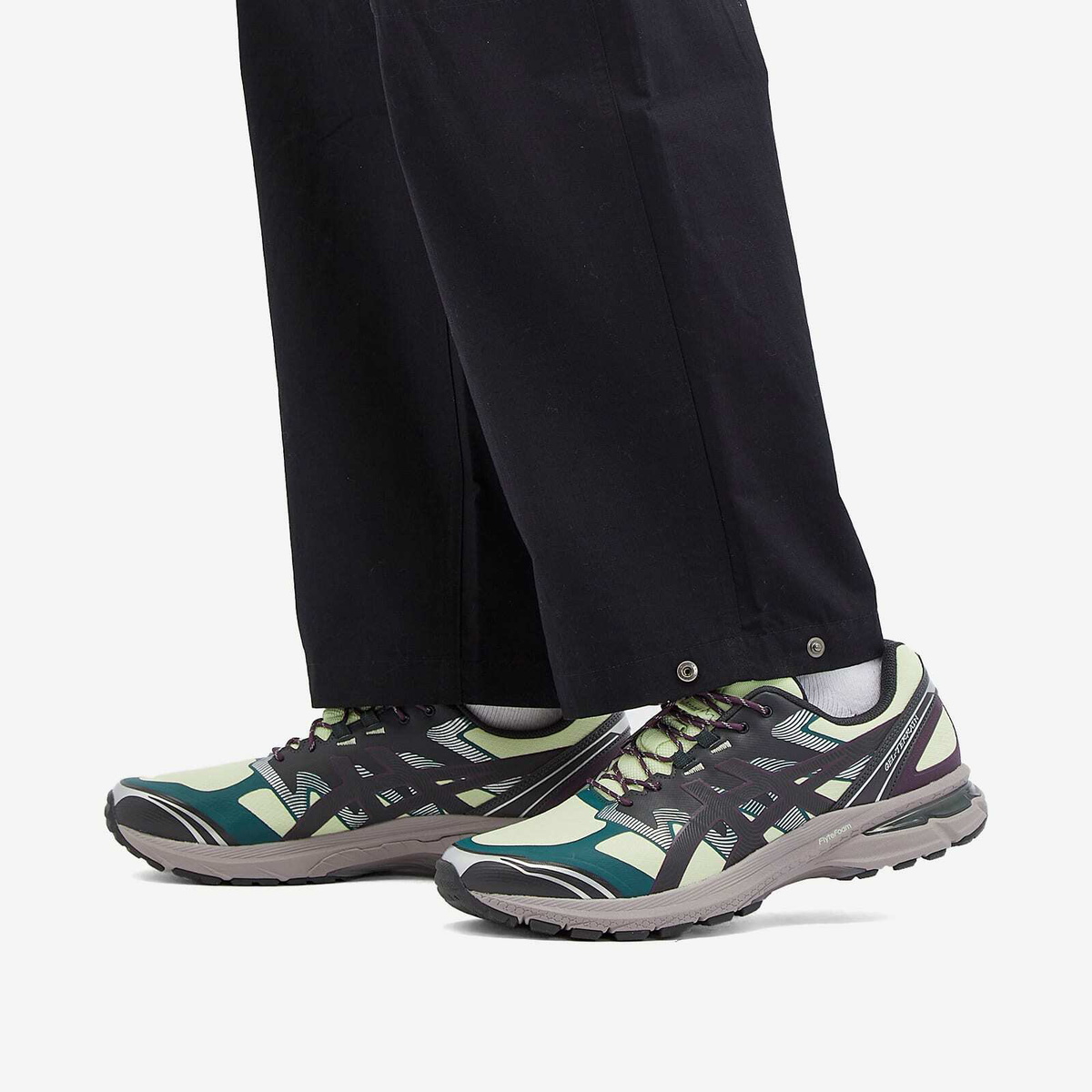 Asics GEL-TERRAIN Sneakers in Cool Matcha/Graphite Grey ASICS