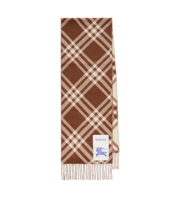 Photo: Burberry Burberry Check cashmere scarf