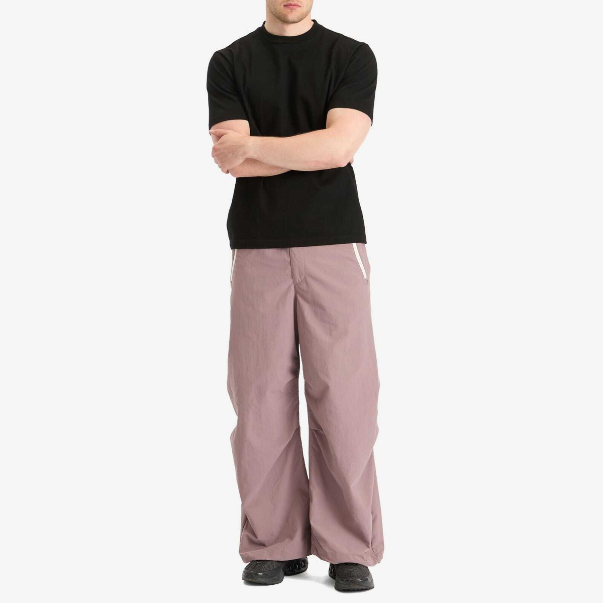 Nike Men's Project F.R.O.G Parachute Pant Nike