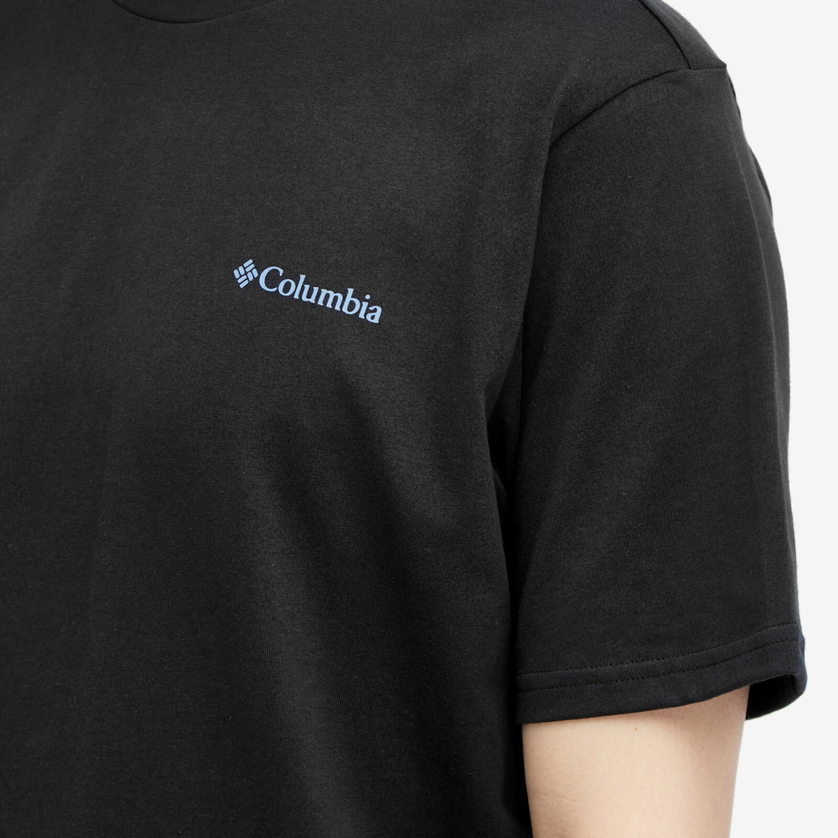 Columbia Men's Explorers Canyon™ Tribe Back Print T-Shirt in Black